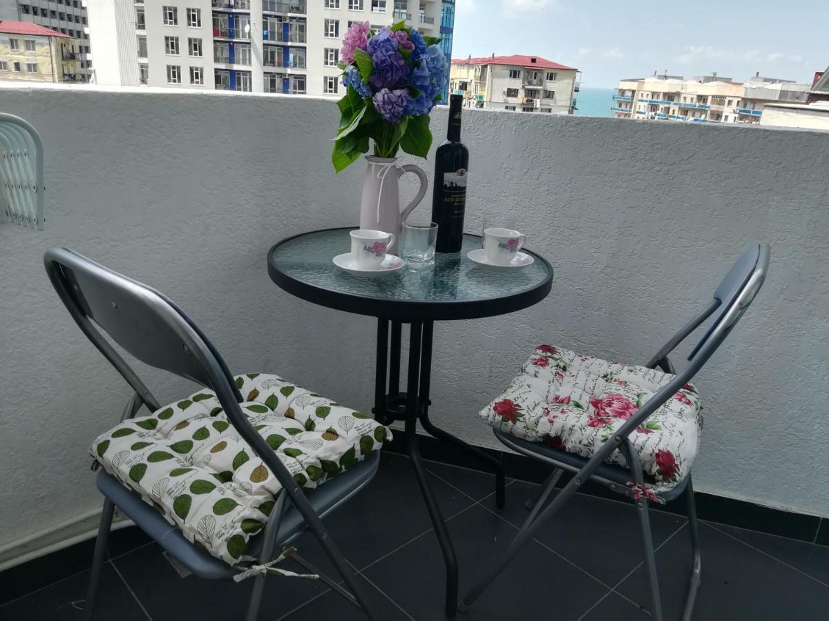 Apartament in Real Pealce in Batumi Exterior foto